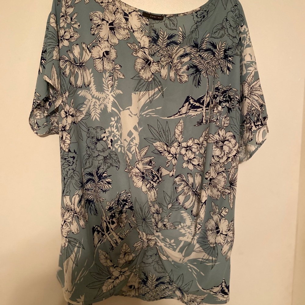 Knot in front blouse